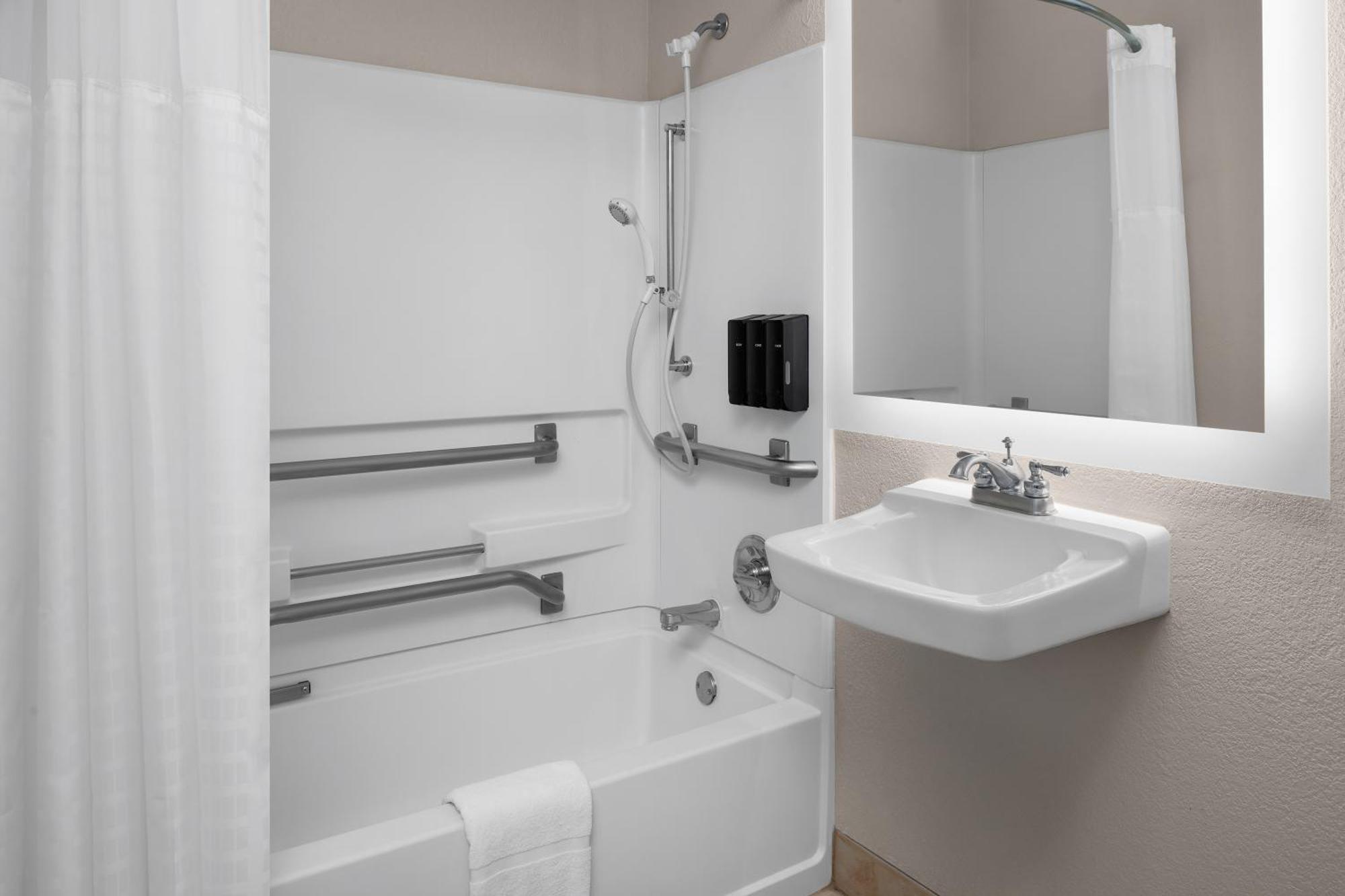Larkspur Landing Extended Stay Suites Белвю Екстериор снимка